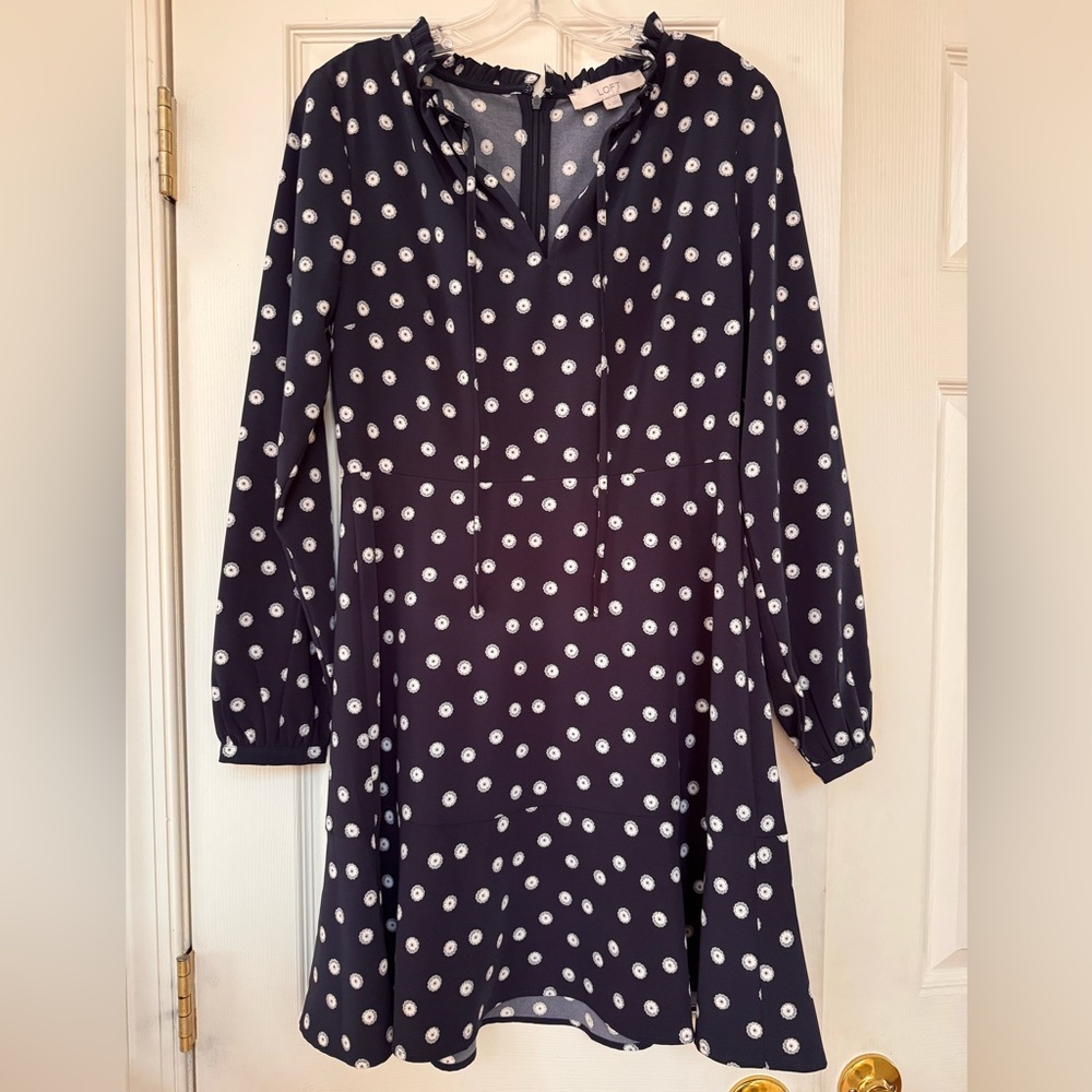 LOFT Navy Blue and White Floral Long Sleeve Dress sz 4
